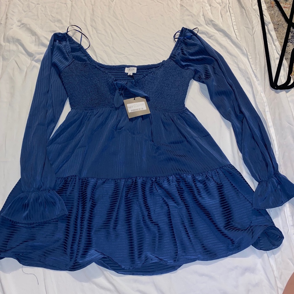 Balloon sleeved front tie dress - Picture 3 of 7